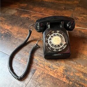 Vintage Retro Western Electric 500 DM Black Rotary Dial Telephone